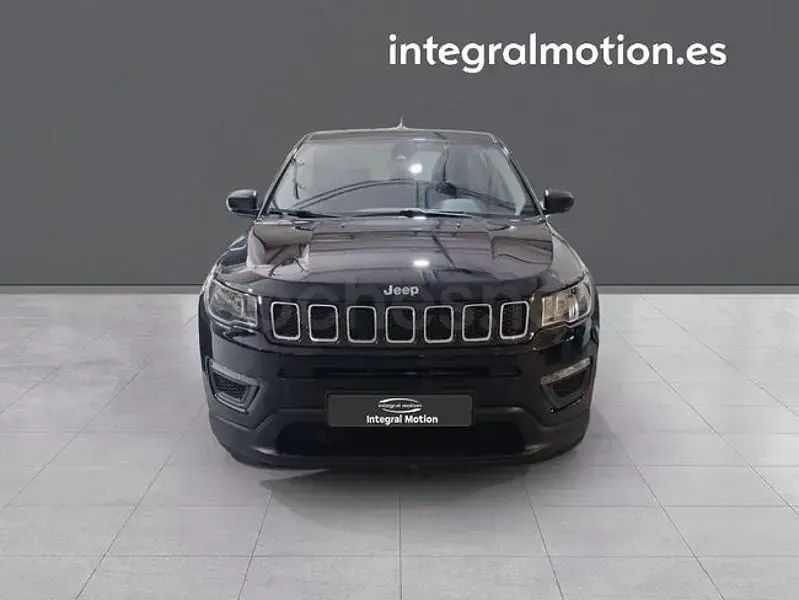 Usado Jeep Compass Longitude 140 CV (102 kW) 2018 Negro SUV