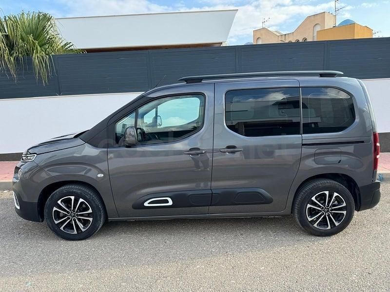 Usado Citroën Berlingo Live 100 HP (73 kW) 2019 Cinzento Monovolume
