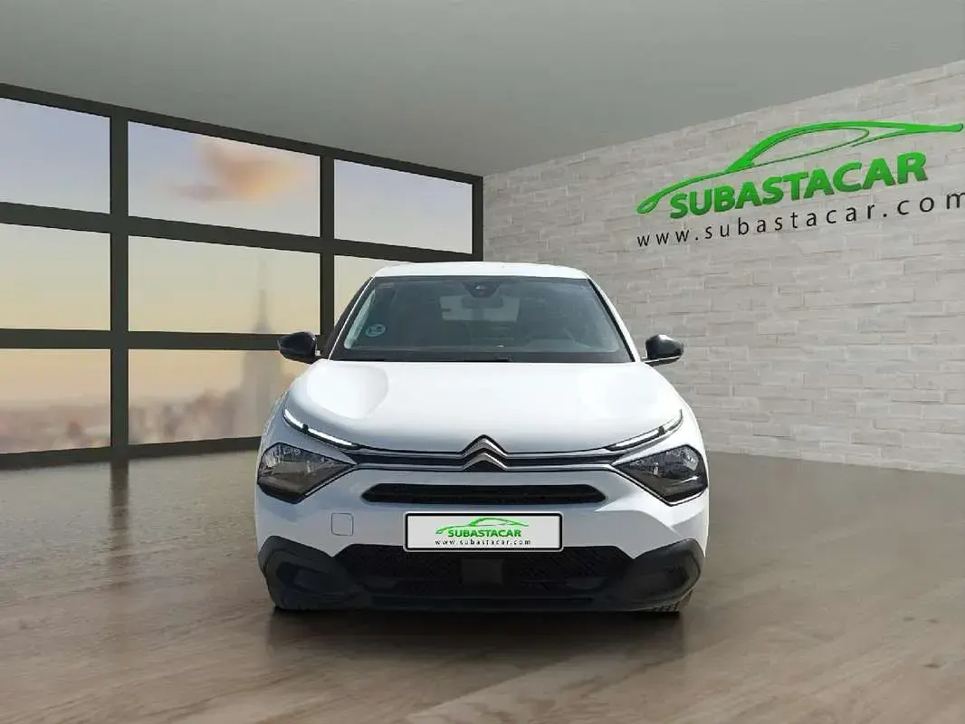 Usado Citroën C4 Live 110 CV (80 kW) 2021 Blanco Berlina