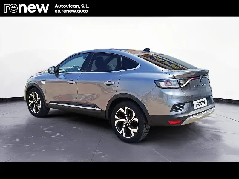 Usado Renault Arkana Techno 140 CV (102 kW) 2025 Gris / plata SUV