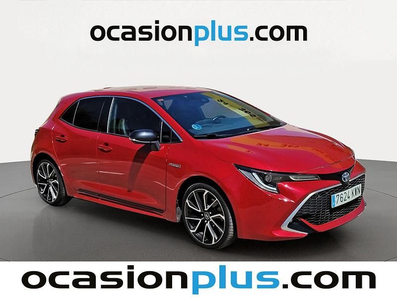 Usado Toyota Corolla Advance 180 CV (132 kW) 2019 Rojo Utilitario