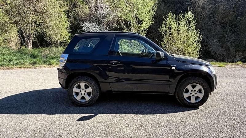 Usado Suzuki Grand Vitara 129 CV (94 kW) 2005 Negro SUV