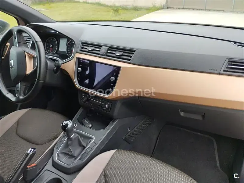 Usado Seat Ibiza Style 75 CV (55 kW) 2017 Marrón Berlina