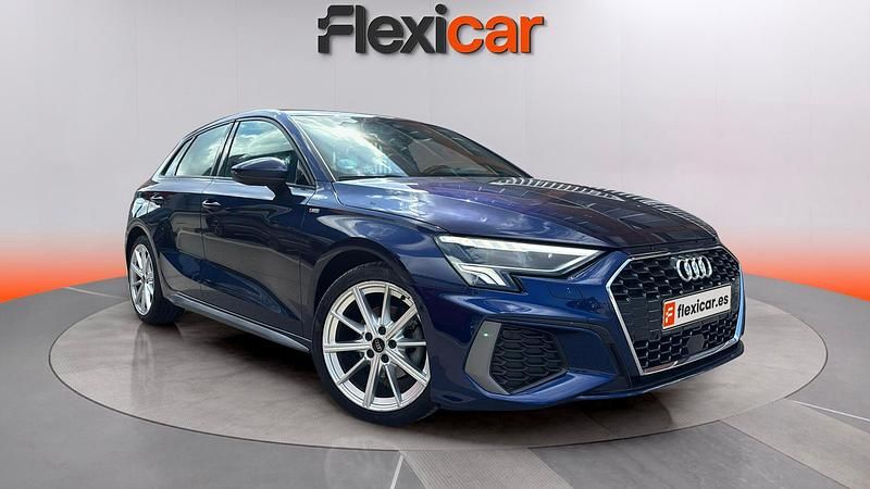 Usado Audi A3 S-Line 150 CV (110 kW) 2023 Azul Berlina