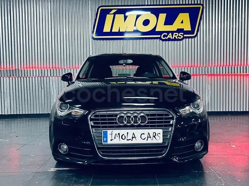 Usado Audi A1 Attraction 105 CV (77 kW) 2012 Negro Utilitario