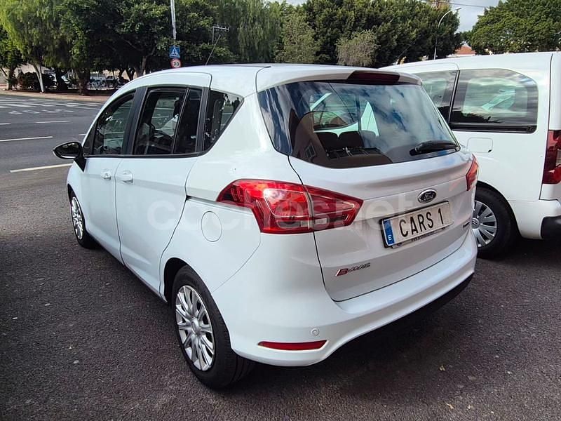 Usado Ford B-MAX Titanium 100 CV (73 kW) 2013 Blanco Monovolumen