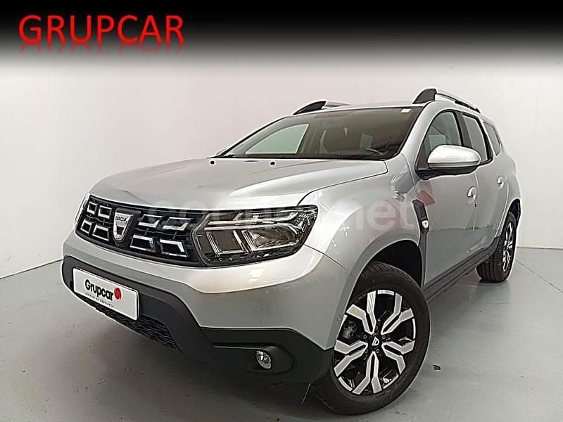 Usado Dacia Duster Prestige 150 CV (110 kW) 2021 Gris / plata SUV