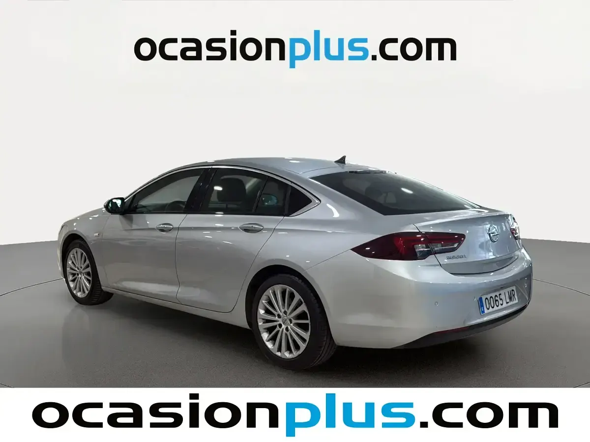 Usado Opel Insignia Innovation 165 CV (121 kW) 2021 Gris Berlina