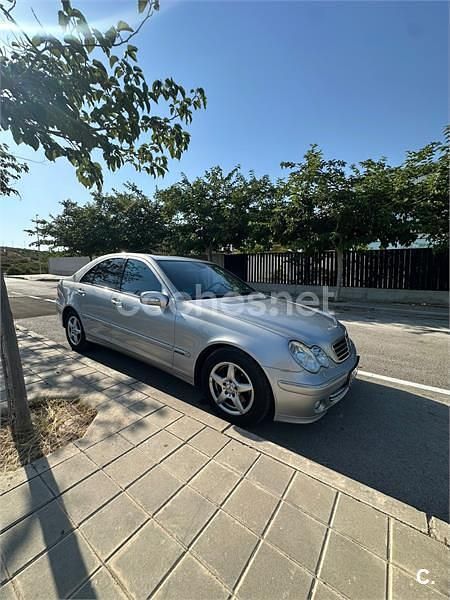 Gris / plata Usado 2004 Mercedes C200 Classic Berlina | 4500 € (Precio justo) - Imagen 1/3