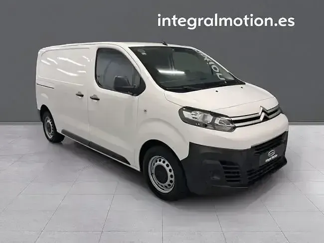 Usado Citroën Jumpy 102 CV (75 kW) 2024 Blanco Monovolumen