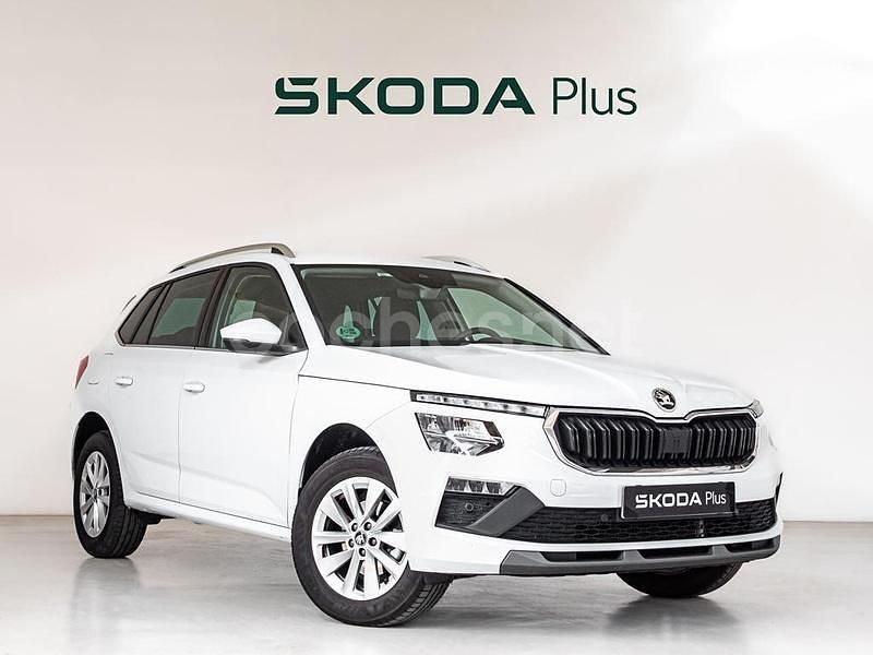 Blanco Usado 2025 Skoda Kamiq Selection SUV | 21.900 € (Precio justo) - Imagen 1/4