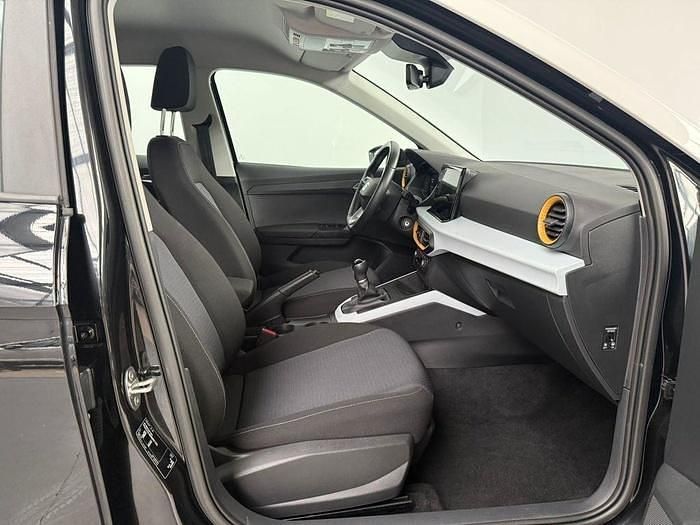 Usado Seat Arona Style 115 CV (84 kW) 2024 Negro SUV