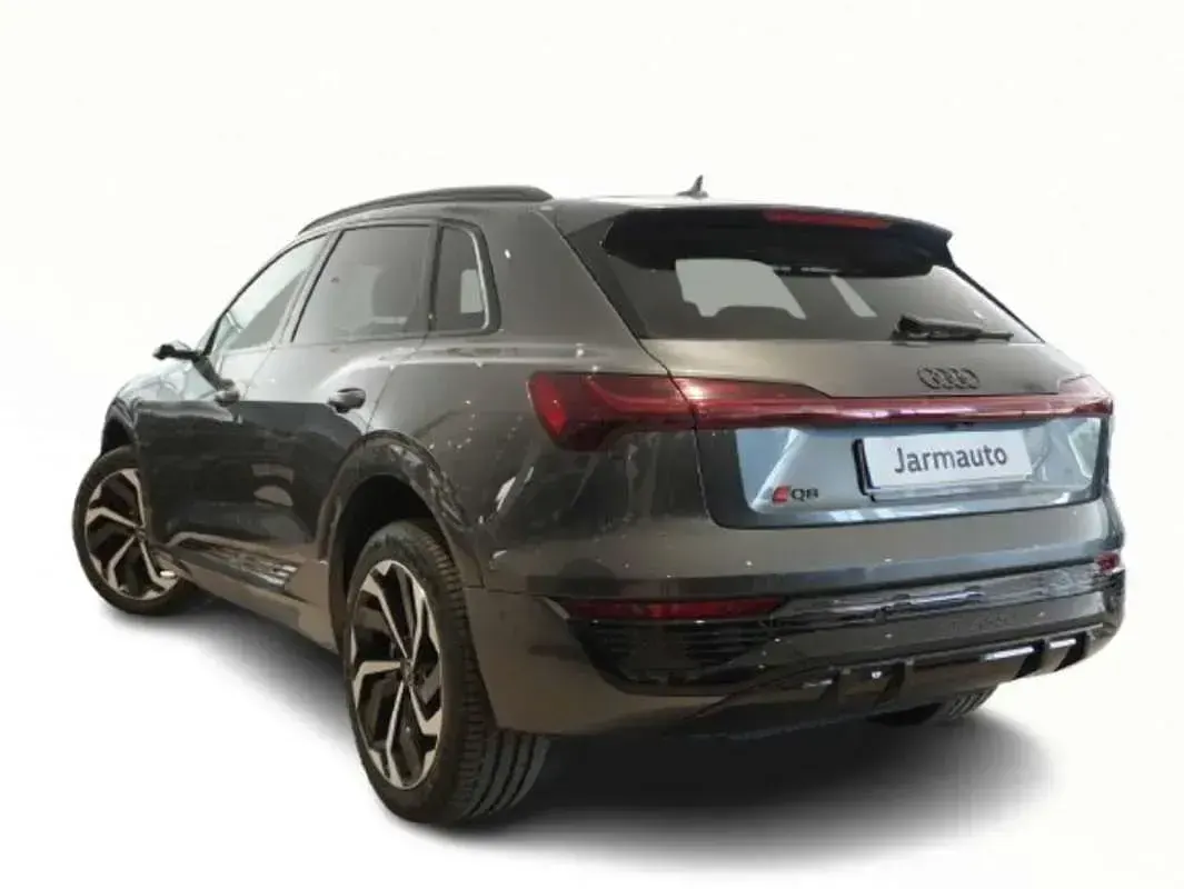 Usado Audi Q8 e-tron S-Line 300 kW (408 CV) 2024 Gris SUV