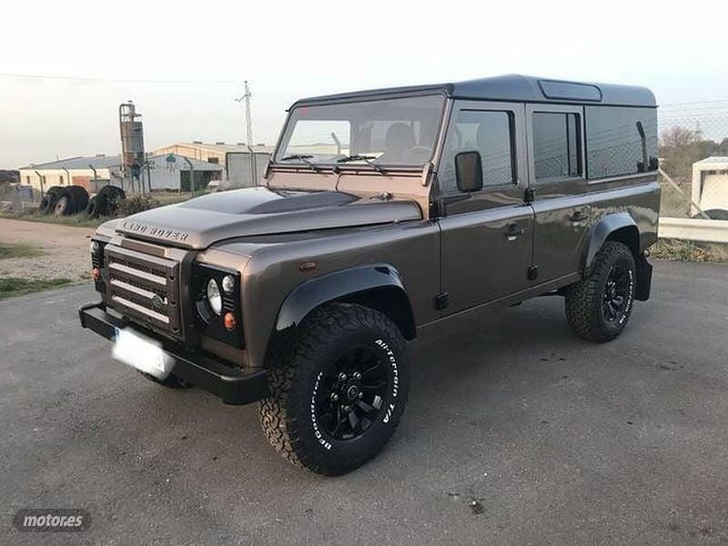 Usado Land Rover Defender 122 CV (89 kW) 2013 Marrón SUV