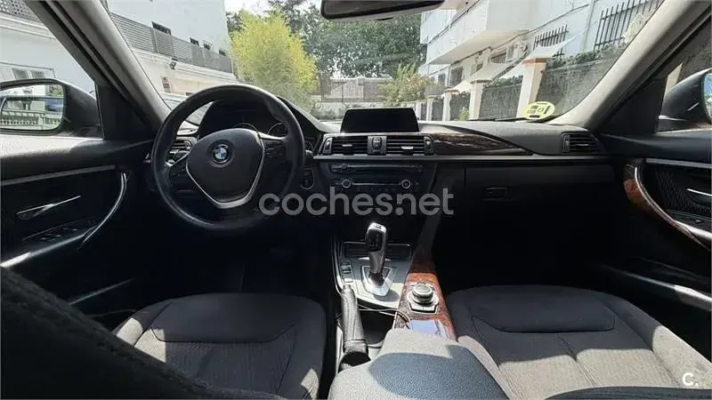 Usado BMW 318 143 CV (105 kW) 2014 Gris / plata Berlina