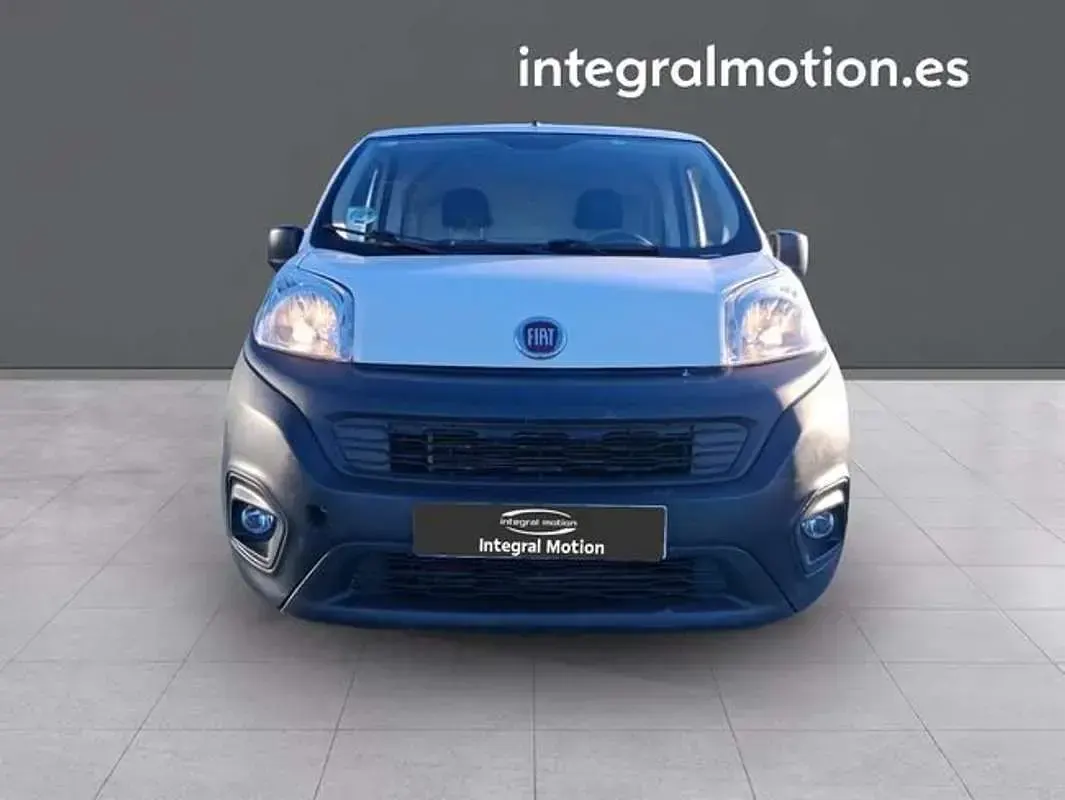 Usado Fiat Fiorino 80 CV (58 kW) 2020 Blanco Monovolumen