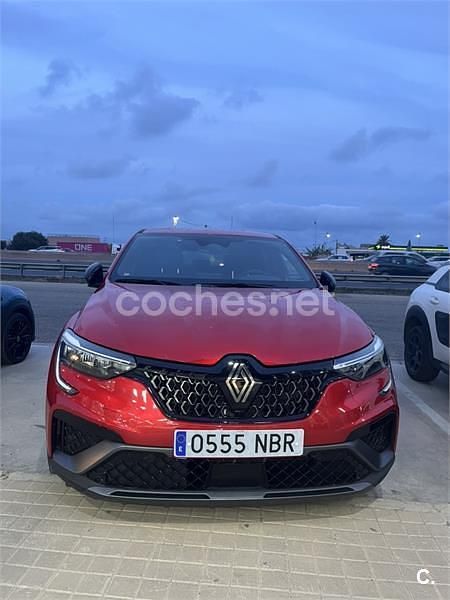 Usado Renault Arkana Techno 160 CV (117 kW) 2025 Rojo SUV