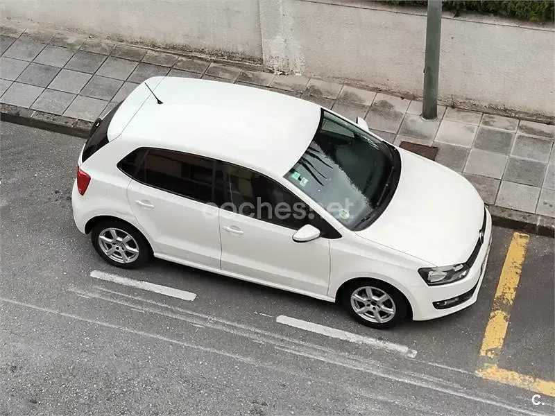 Usado VW Polo Advance 75 CV (55 kW) 2011 Blanco Utilitario