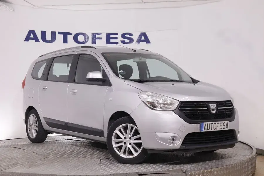 Usado Dacia Lodgy Lauréate 115 CV (84 kW) 2017 Plata Monovolumen