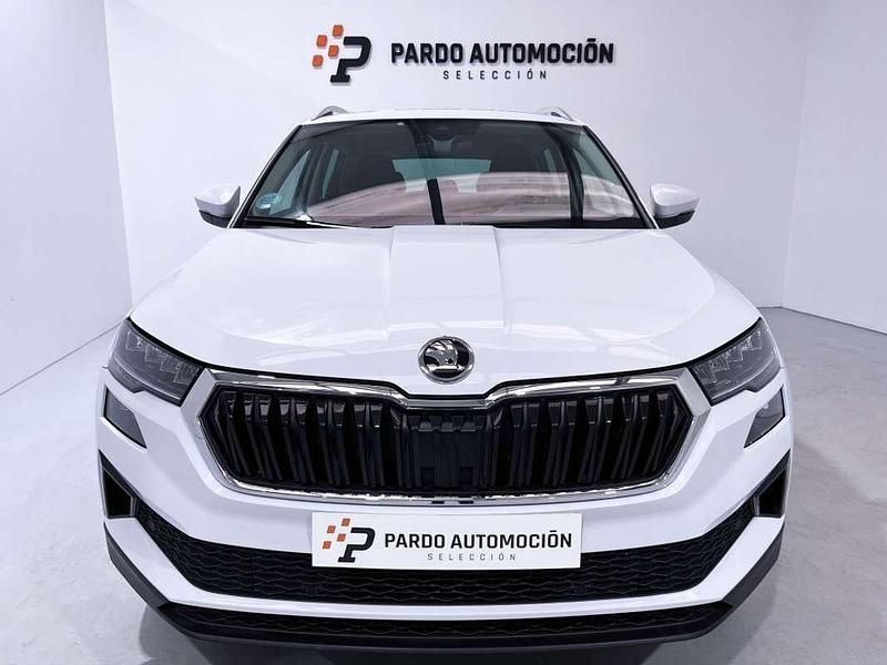 Usado Skoda Karoq Selection 116 CV (85 kW) 2025 Blanco SUV
