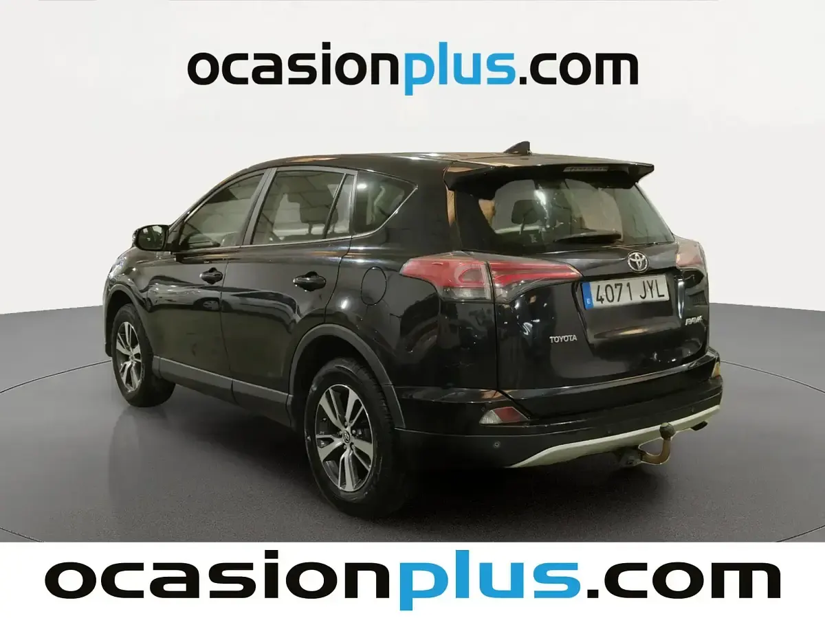 Usado Toyota RAV4 Advance 143 CV (105 kW) 2017 Negro SUV