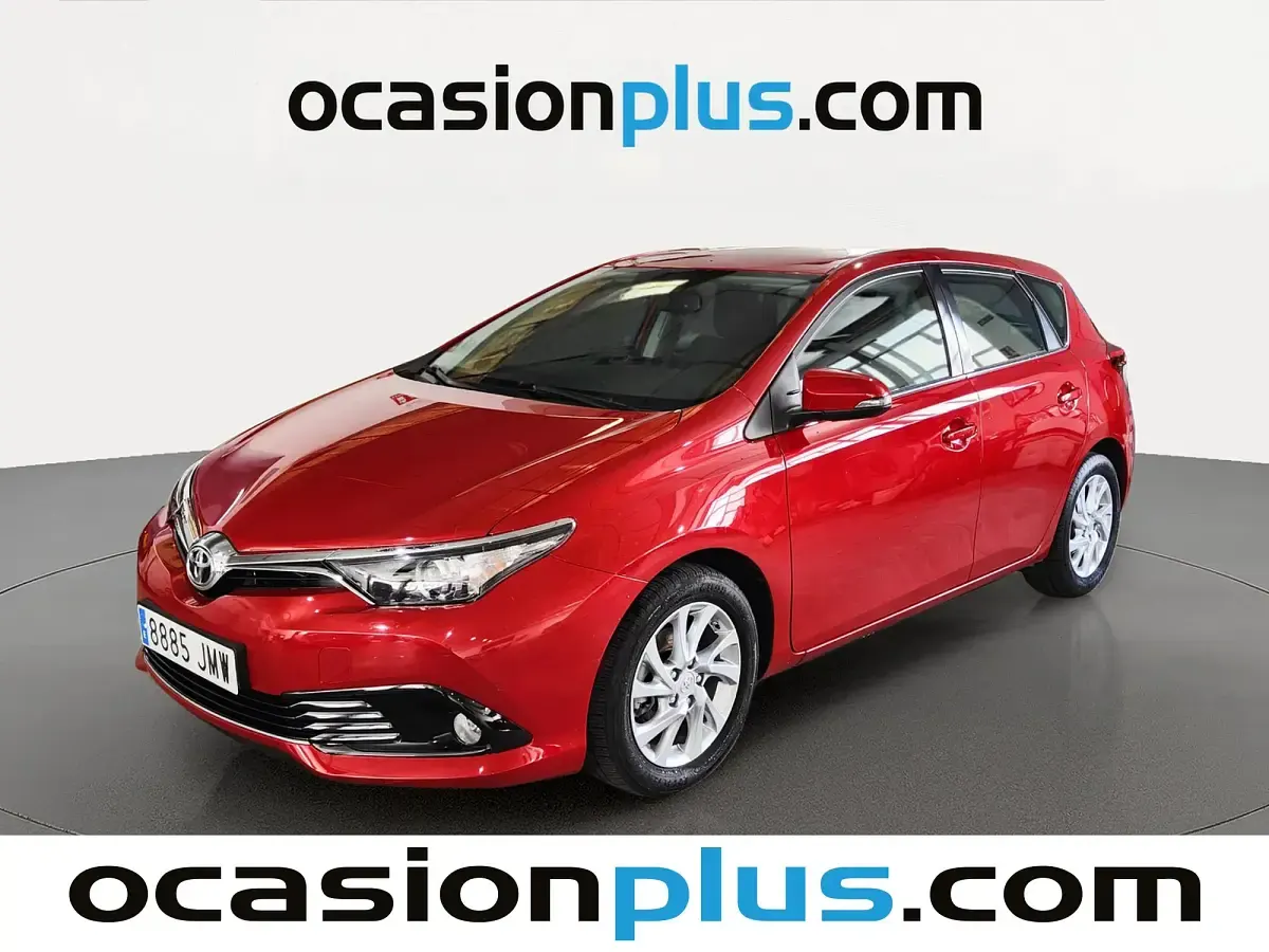 Usado Toyota Auris Active 116 CV (85 kW) 2016 Rojo Utilitario