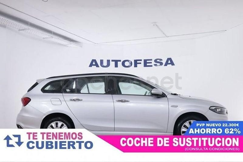 Usado Fiat Tipo Easy 95 CV (69 kW) 2017 Gris Familiar