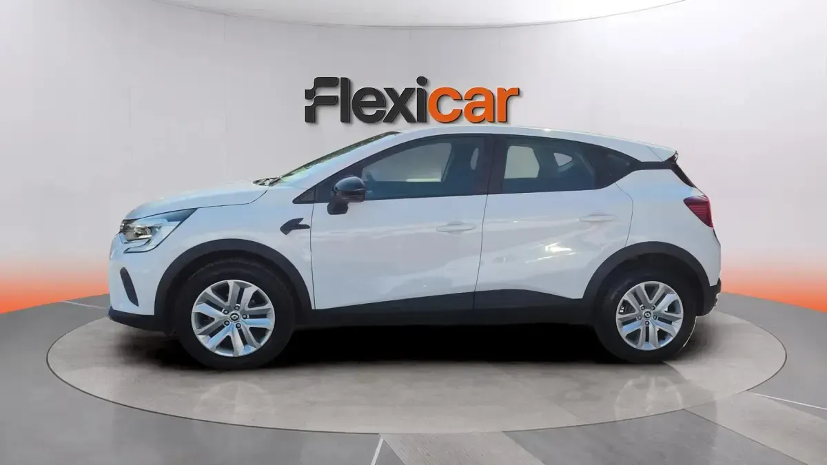 Usado Renault Captur Equilibre 100 CV (73 kW) 2023 Blanco SUV