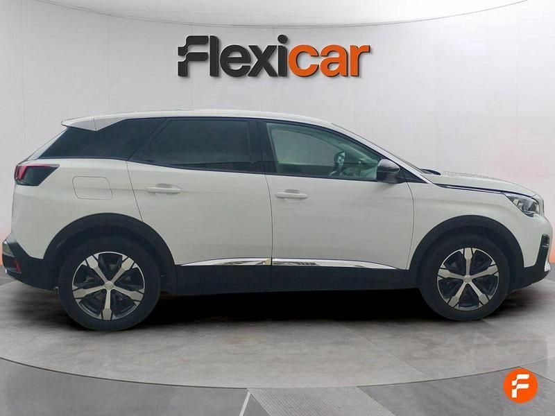 Usado Peugeot 3008 Active 130 CV (95 kW) 2018 Blanco SUV