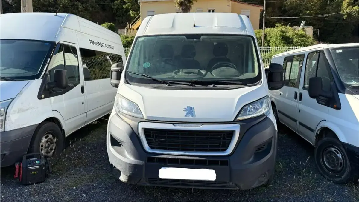 Usado Peugeot Boxer S 140 CV (102 kW) 2020 Blanco Van