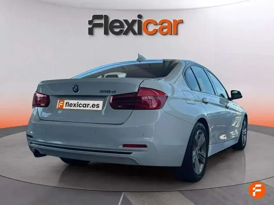 Usado BMW 318 150 CV (110 kW) 2018 Blanco Berlina