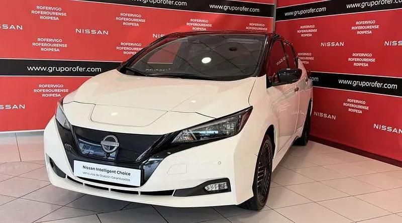 Usado Nissan Leaf Tekna 160 kW (218 CV) 2022 Blanco lunar white (perlado) Utilitario