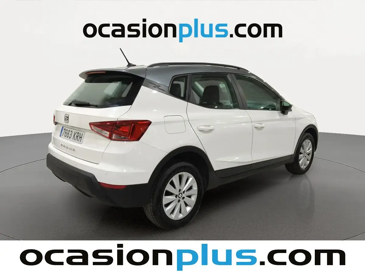 Usado Seat Arona Style 95 CV (69 kW) 2018 Blanco SUV