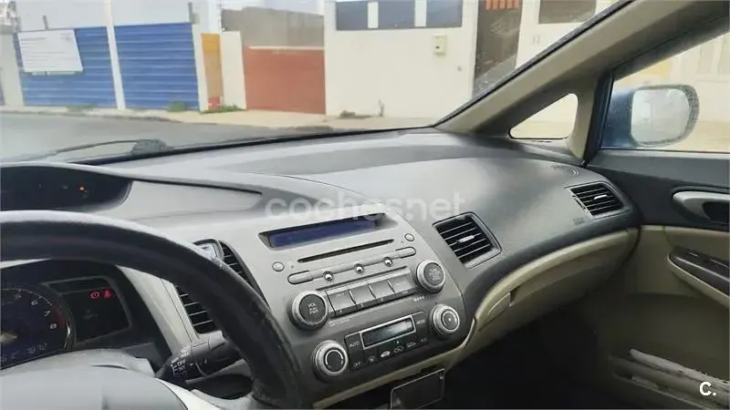 Usado Honda Civic Executive 140 CV (102 kW) 2007 Azul Berlina