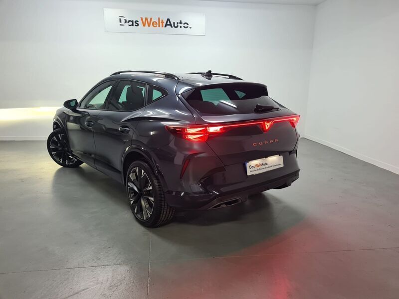 Usado Cupra Formentor 150 CV (110 kW) 2024 Gris SUV