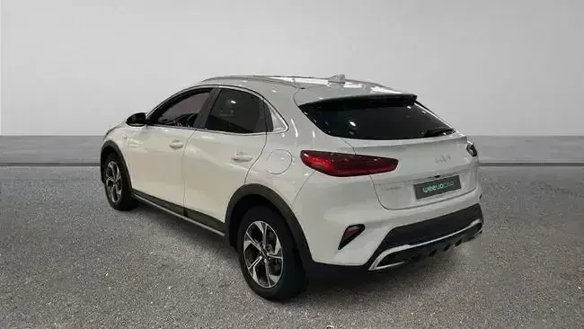 Usado Kia XCeed 100 CV (73 kW) 2023 Blanco SUV