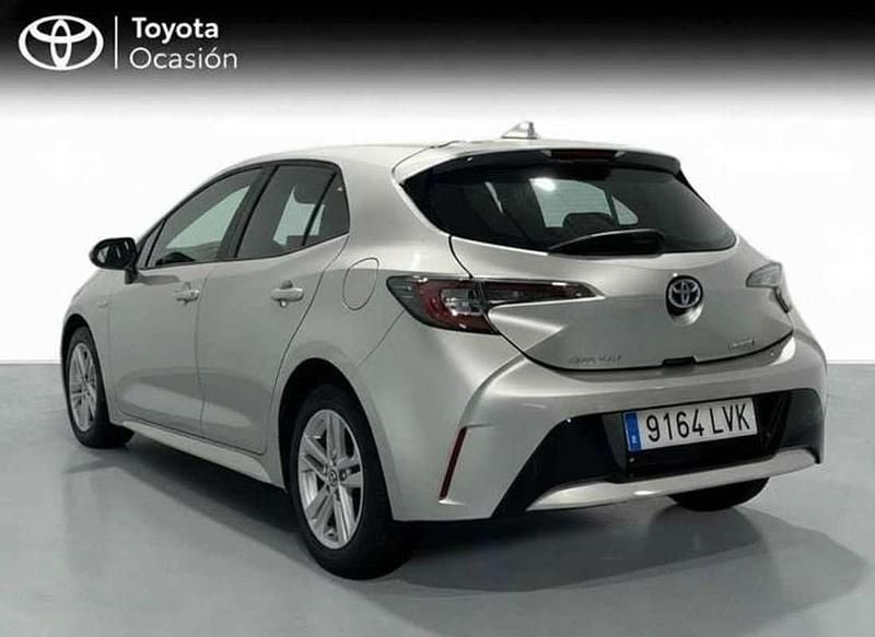 Usado Toyota Corolla Active 122 CV (89 kW) 2021 Gris Utilitario