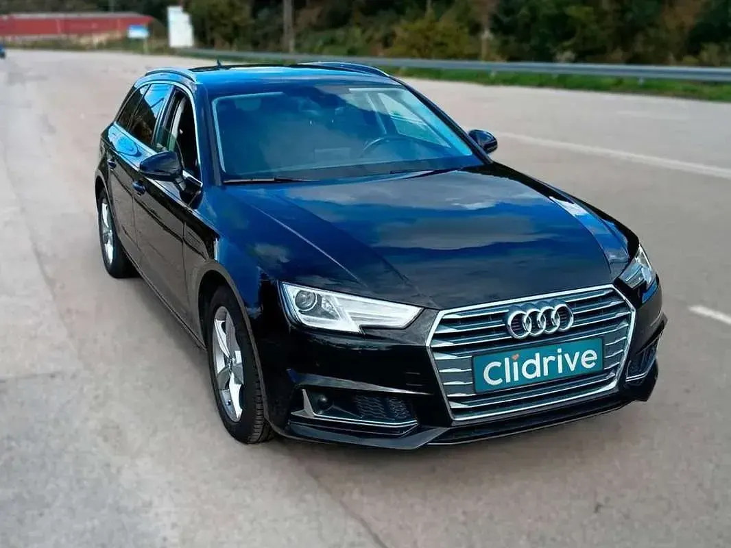 Usado Audi A4 Advanced 190 CV (139 kW) 2019 Negro Familiar