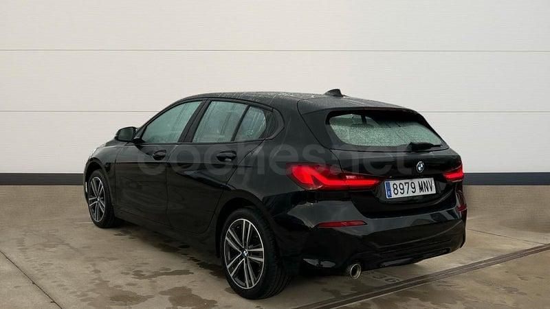 Usado BMW 118 Comfort Edition 136 CV (100 kW) 2024 Negro Utilitario
