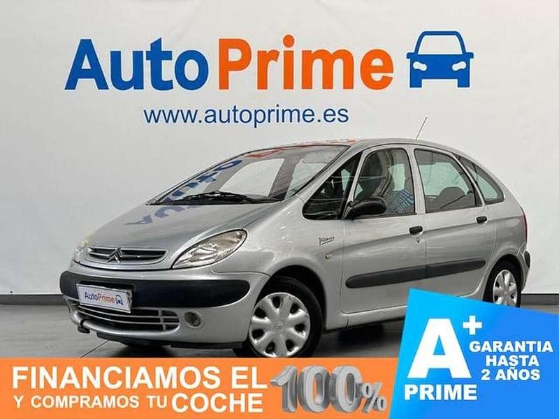 Gris / plata Usado 2003 Citroën Xsara Picasso Exclusive Monovolumen | 1950 € (Precio justo) - Imagen 1/4