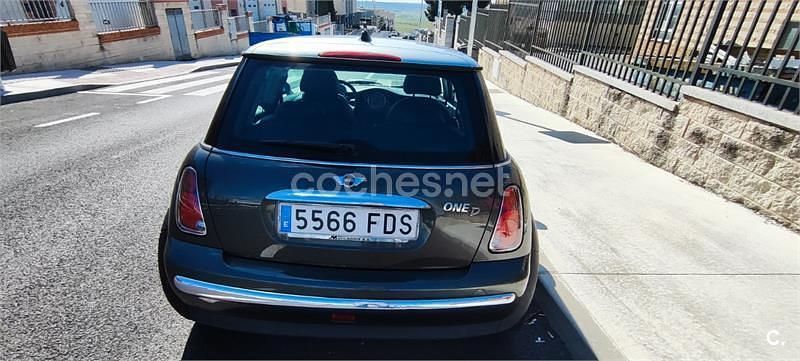 Usado Mini One D 88 CV (64 kW) 2006 Gris / plata Utilitario