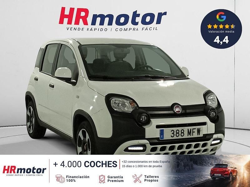 Usado Fiat Panda Cross Cross 70 CV (51 kW) 2023 Blanco Utilitario