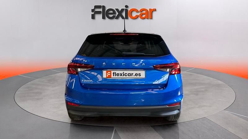 Usado Skoda Fabia Ambition 95 CV (69 kW) 2023 Azul Utilitario