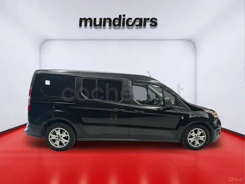 Usado Ford Grand Tourneo Connect Titanium 120 CV (88 kW) 2018 Negro Monovolumen