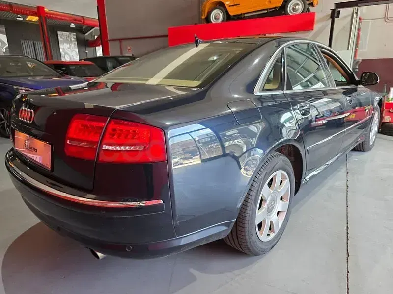 Usado Audi A8 350 CV (257 kW) 2009 Negro Berlina