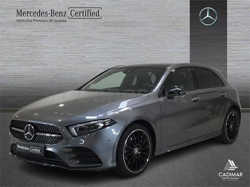 Usado Mercedes A250 AMG line 218 CV (160 kW) 2023 Gris montaña Berlina