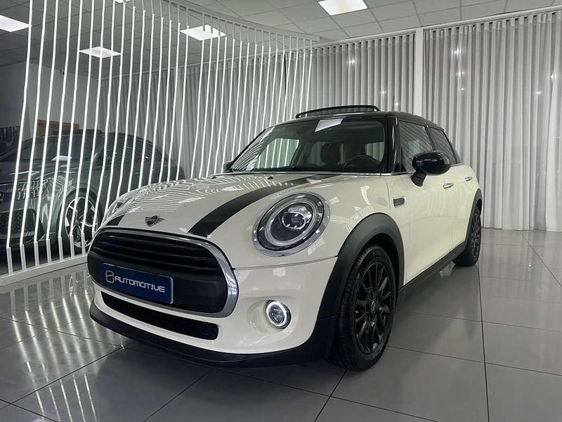 Usado Mini ONE 102 CV (75 kW) 2020 Blanco Utilitario