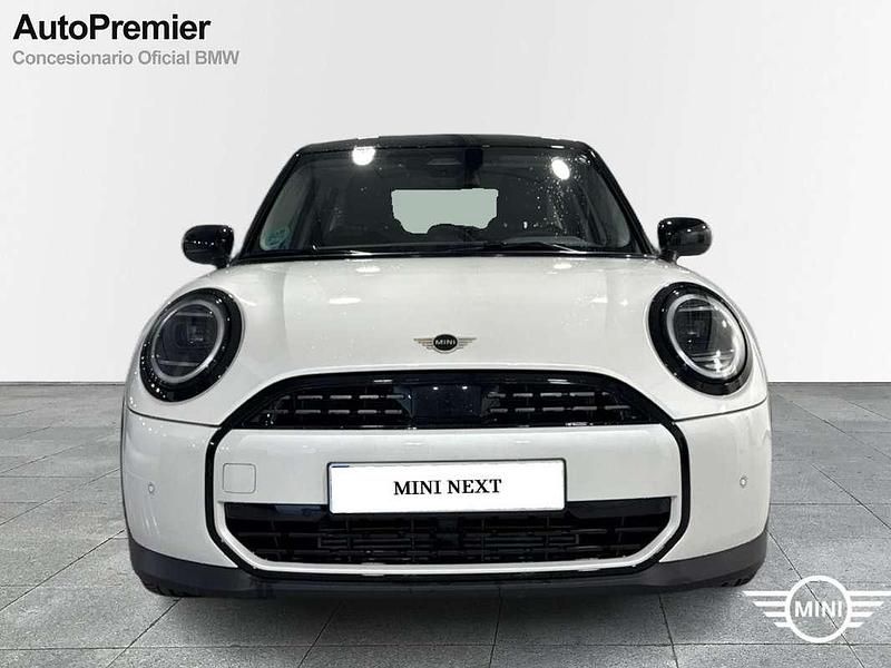 Usado Mini Cooper Essential 114 kW (156 CV) 2025 Blanco Utilitario