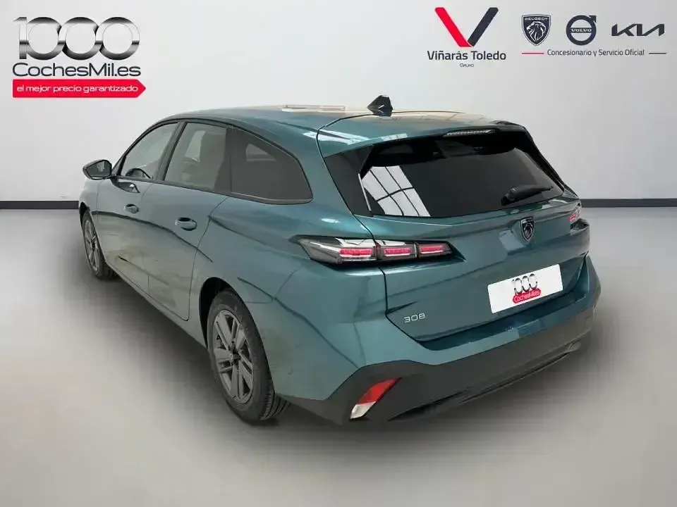 Usado Peugeot 308 SW Active 110 CV (80 kW) 2022 Azul Familiar