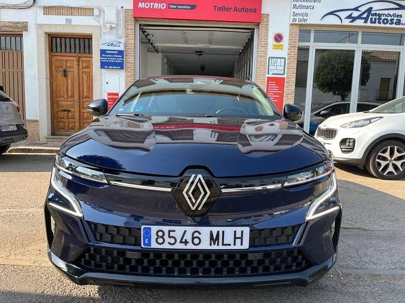 Usado Renault Megane E-Tech Techno 160 kW (218 CV) 2023 Azul Utilitario